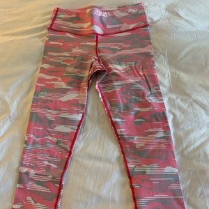 Capri workout pants